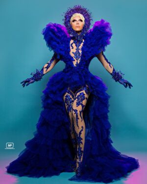 Alyssa Hunter Instagram - AQUATIC TUTU! 🧿💎🌀

So here I share my #TutuLook. 
For all those who are asking me, I had a few busy weeks and I didn't have the time to do the official photos but as usually here I share my look.The same Look that I showed y’all in My Whatcha Packin. I hope you guys enjoy it. Love y’all. 🥰🏹

📸: @nomarproductions 
🪡: @AdrializLaFontaine 
💇🏼‍♀️: @luova.wigs 
💎: @dimojewelrypr 

#TutuMuch #rupauksdragrace #DragRace #Aquatic #AlyssaHunter #Trade #HuntingSeason