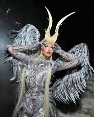 Alyssa Hunter Instagram - I am Good, but not an Angel.🪽🥀 

Serving my Exotic Angel-Demon Look for my show at @kweensklub.😈🪽

Thank You Puerto Rico for all your love. We Had a Blast Receiving for the first time from @dragraceholland The Queen @missenvyperu, Love You Sister, Puerto Rico Loves You.❤️✨

Corset/Wings: @raulredaggio 
Catsuit: @flowers_nahara 
Horns Wig: @luova.wigs 
Photos: @moralesjatniel 

#Evil #Angel #Wings #Performance #puertorico #rupaulsDragRace #dragrace #Fantasy #creaturedesign #featherart @allanwalker_