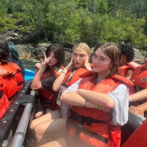 Alyvia Alyn Lind Instagram - so insanely overwhelmed by all the love and birthday wishes this week 🫶🥳