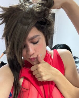 Amaia Romero Instagram - el viernes salió nanai!!!!!
muchas gracias por hacer esta canción conmigo @ralphiechoo @irenegarry @tqamore 😮‍💨🤌🏼❤️

Director @seeyousoonx
Director creativo @daniel____2000 
Producido por @plazabylittle
Estilista @andrearamil
Diseñador crochet @borjaromea
Aytes. Estilismo @thehalconmaltes y @alba.tudela
Maquillador @vicentguijarro
Productor @jonathan_izqdo
Director de Fotografía @enzo_codaro
Directora de Arte @teresamontanuy
Foto fija @adri.cuerdo
Coreógrafa @ouinaohr
Editor @gomezselva1 
Diseñador gráfico @laduard 
Colorista @juliarossetticolor 
A&R @xabymonty