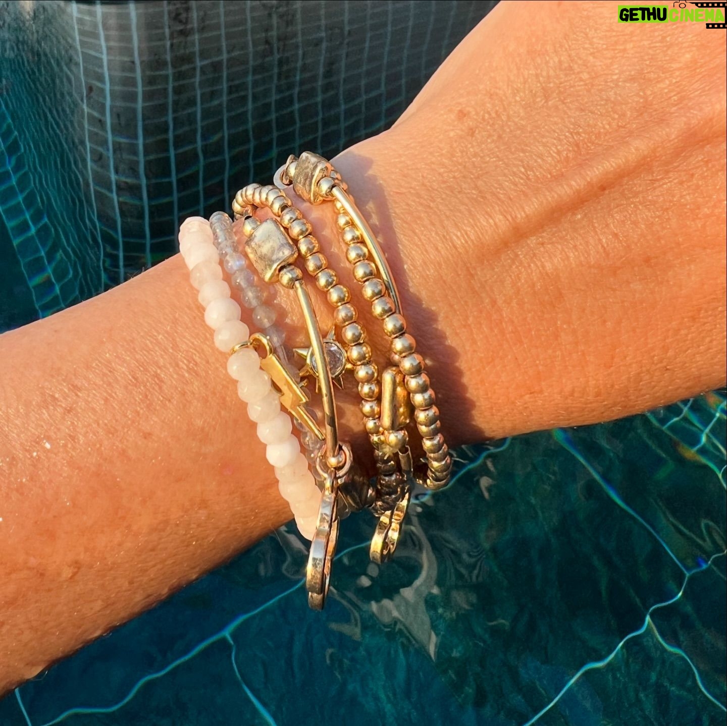Amanda Lamb - 2.1K Likes - Got to love a bit of gold accessories with a sun tan…. Tagged each one for you so you can see where they’re from and I’ll link them on stories too…