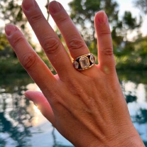 Amanda Lamb Instagram - Got to love a bit of gold accessories with a sun tan…. Tagged each one for you so you can see where they’re from and I’ll link them on stories too…