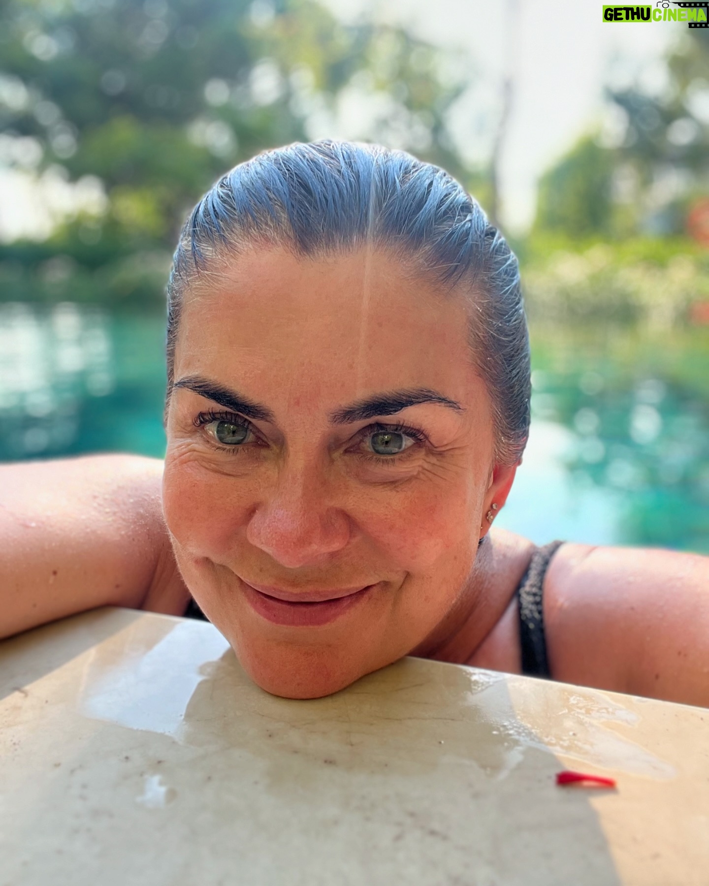 Amanda Lamb - 5.4K Likes - Bloody hell I wish we could have summer holidays forever… first day included manky rescue cats, me trying to steal an 8ft inflatable flamingo and getting busted by a very angry Russian…. All in all it’s an amazing start… girls are happy… I am happy…