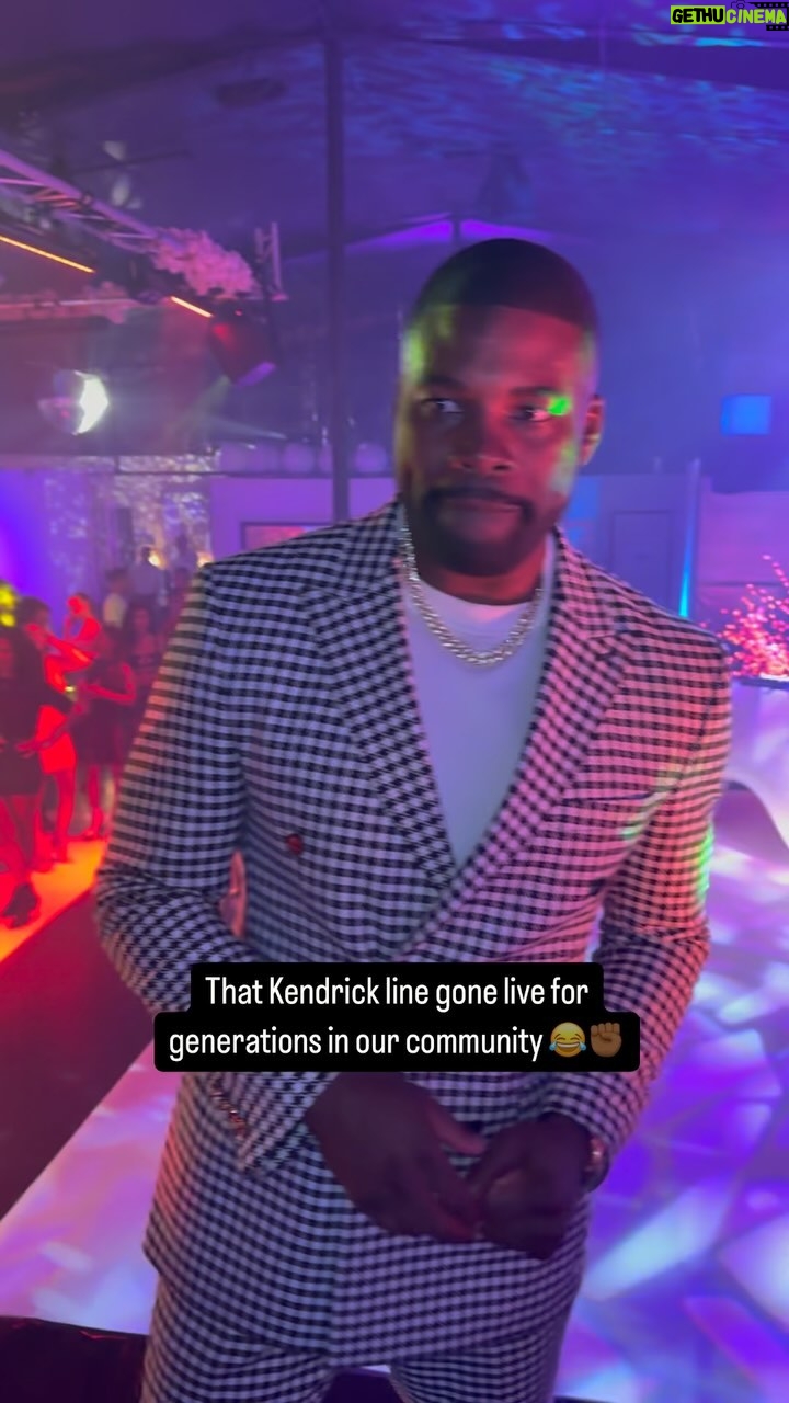 Amin Joseph - 4.9K Likes - Why big bro @aminjoseph almost broke my phone on set tho 😂😂😂 This real rap tho! We filming something Epic!!!!!
@mannyhalley
:
:
#explorepage #viral #kendricklamar