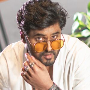 Amir Instagram - Costumes @pavani9_reddy 🥰🥰🥰🥰🥰🥰🥰 
 
Shoot curator &Stylist @nirmala__fashion_stylist

Location sponsor @btsbistro

Video @mramvigneshphotography

Makeup Arist @laavie_makeover 

Accessories @mobi_cit @girish1136