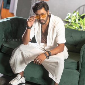 Amir Instagram - Costumes @pavani9_reddy 🥰🥰🥰🥰🥰🥰🥰 
 
Shoot curator &Stylist @nirmala__fashion_stylist

Location sponsor @btsbistro

Video @mramvigneshphotography

Makeup Arist @laavie_makeover 

Accessories @mobi_cit @girish1136