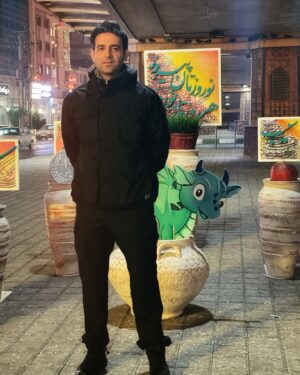 Amirhossein Arman Instagram - #نوروز#پیروز #❤️#✌🏽 #🕊️