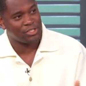 Aml Ameen Instagram - Mate; it’s always fun being given the platform to discuss my journey. Brings up nostalgia for me and gives me the opportunity to reflect on times 🕰️ since gone and the focuses of the future. 

This one on @accesshollywood discussing the journey to playing Roger White in #AManInFull, discussing my MLK dream with Steven Spielberg during Rustin, and the advice I’d given to young Ameen 👦🏾 

“Breathe, have fun, be thankful for those that are rooting for you”

🤍👊🏾 thank you 

🌎🚀