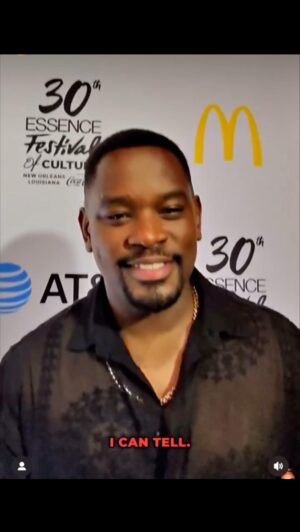 Aml Ameen Instagram - @essence 
We love us 🖤