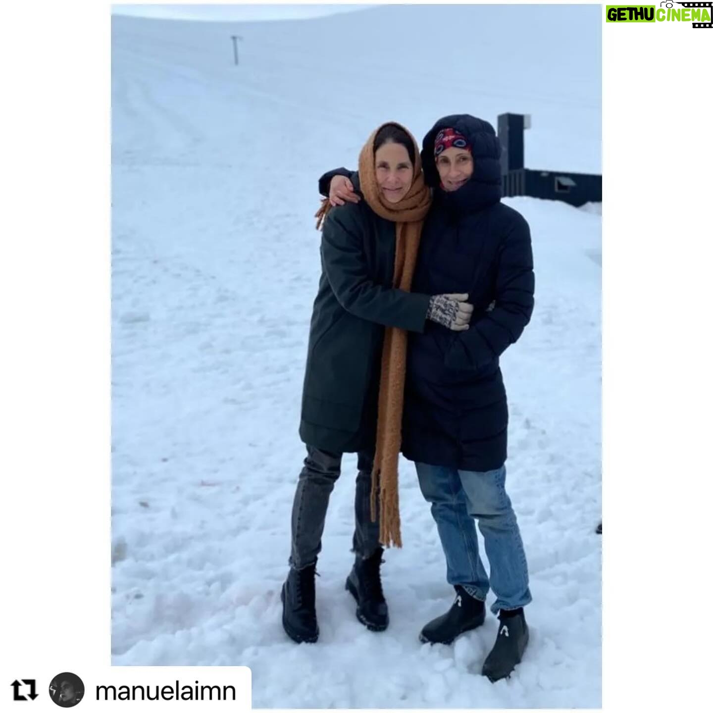 Amparo Noguera - 2.8K Likes -