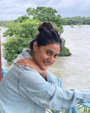 Amrutha Iyengar Instagram - Thank you for all the wonderful wishes ♥️ you guys made my dayyyyy 🫂🧿🪬

@river_ranch_mysuru