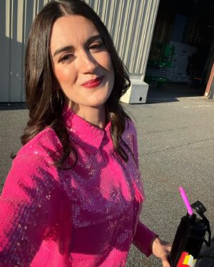 Amy Corbett Instagram - A snapshot of the madness that happened when Cirque de Soleil met LEGO Masters… 🎪 🦓 💓 
Catch tonight’s episode to get in on the action!

#legomasters #legomastersfox #realitytv #competition #legimastersysa #cirquedusoleil