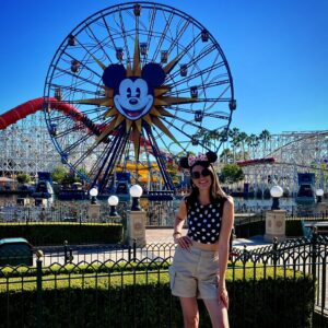 Amy Corbett Instagram - Best. Day. EVER!!! 😁😁😁
Was all smiles visiting Disneyland in California last week…so much so that I didn’t take nearly enough pics!!! Too busy running from ride to ride. I think Guardians of the Galaxy was my fave…but it’s a tough call. Which is your fave?
I love the vibe, the rides and the magic on the faces of kids big and small!!! And the attention to detail is incredible - I love noticing new details every visit ♥️

#disneyland #disney #la #california #minnie #minniemouse #vacay #holiday #dreamday #fun #play #dots #youdecide