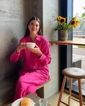 Amy Corbett Instagram - You’re never too old for head to toe pink 💝💕💖💓 #birthdayvibes with a giant cup of coffee and the sun starting to peek through ☕️ ☀️ 💐 feeling grateful for another fab year and ready for what the next one has to through at me! 🙌

#birthdayvibes #birthday #coffee #butfirstcoffee #cos #cosstores #pink #thinkpink