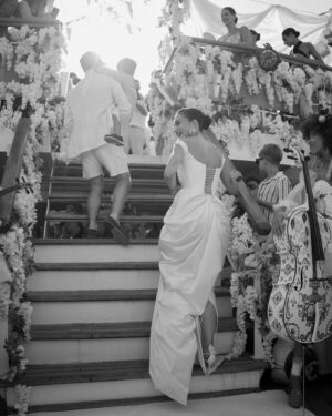 Amy Jackson Instagram - Sailing into forever with you…

The first evening of our wedding celebration was a dream - Neapolitan street food and sushi by the epic Michelin Star chef Salavtore Lazzetta @rearrestaurant , never ending Spicy Margaritas, and dancing under the stars with our favourite people in the world.

📷 @corbingurkin