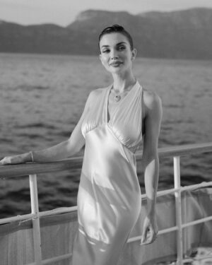 Amy Jackson Instagram - Sailing into forever with you…

The first evening of our wedding celebration was a dream - Neapolitan street food and sushi by the epic Michelin Star chef Salavtore Lazzetta @rearrestaurant , never ending Spicy Margaritas, and dancing under the stars with our favourite people in the world.

📷 @corbingurkin