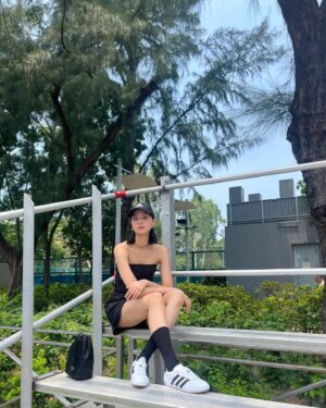 Amy Lo Instagram - ⚠️Excessive sweating⚠️

🍹☀️🕶️🌻🌈💦

@adidashk #TAEKWONDO