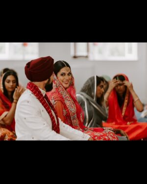 Amy Maghera Instagram - I am so tired that I literally started to write ‘Happy Birthday’ errrmmmmm nope! Happy Anniversary to my one and only E.T! We got married two years a go today. With you, life is even more colourful and exciting than it was before ❤️