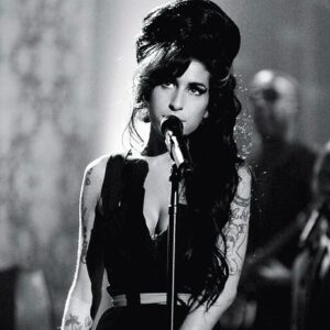 Amy Winehouse Instagram - 14.09.1983 - 23.07.2011 🖤

Forever in our hearts. Join us this week in celebrating and remembering the late, great Amy Jade Winehouse.