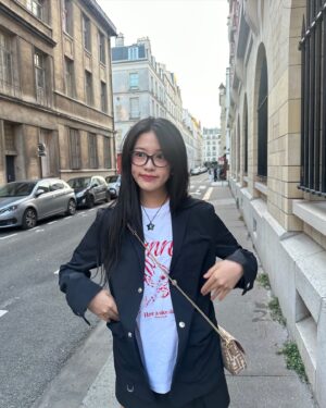 An Yu-jin Instagram - 엄마가 찍어준 나