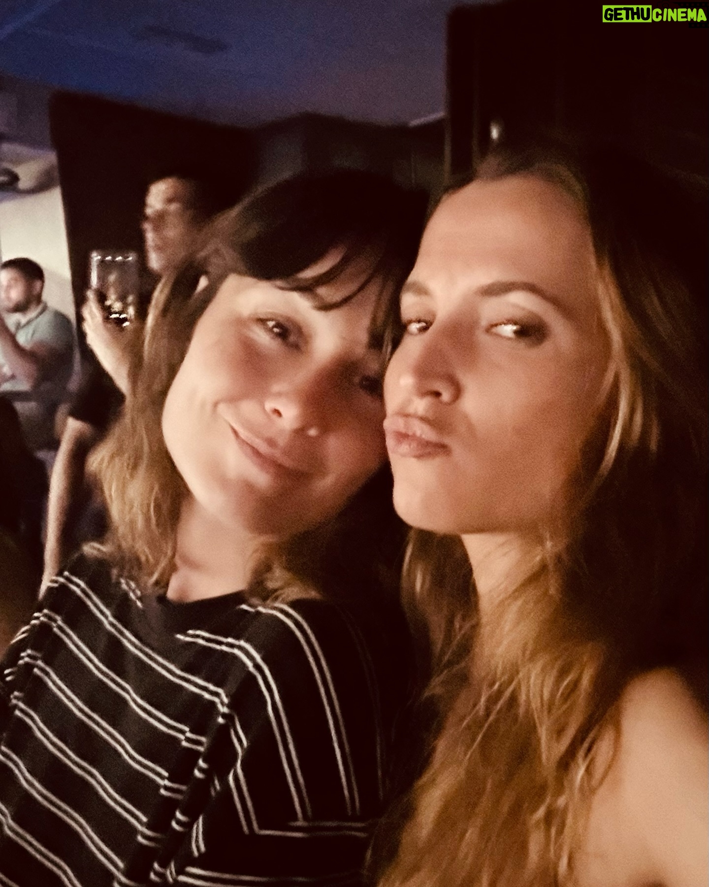 Ana Fernández - 18.6K Likes - Estrenando Julio ☀️