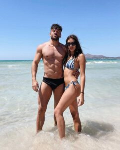 Actress Ana Guerra HD Instagram Photos and Wallpapers August 2024