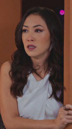 Ana Hikari Instagram - #FAMÍLIAÉTUDO 📺 A ficha da Mila caiu e ela percebeu que envenenou o próprio pai. Que desespero ver o seu Furtado assim! 😢
