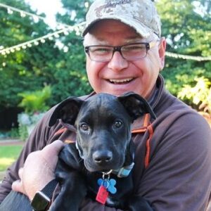 Ana Navarro Instagram - I’ve read and watched as much as I can on Tim Walz in the last couple of hours. You’re gonna hear he’s some sort of Leftie socialist. That’s false. He’s a gun-owner and hunter. He signed-up to serve his country at 17 and was a member of the National Guard for 24 years. (didn’t fake a bone spur). Joe Manchin - not exactly a flaming Liberal- has come out in support of his selection. You’re gonna hear that picking him was giving into anti semitism. That’s total bullshit. When in Congress he visited Israel. He supported resolutions to strengthen the alliance with Israel. He’s increased Holocaust education in Minnesota and condemned the Oct 7th attack by Hamas. 

But what has clearly come through in every thing I read about him, is that he’s a Minnesota-nice, joyful, compassionate, normal guy. A plain spoken man who laughs easily and likes to help others. Republicans are gonna have an awfully hard-time making this teacher and football coach, who grew-up in a Small Town, USA farming community, appear like a scary pinko. Oh, and @chacha_cardenas was quite happy to learn he loves pets. How refreshing! I’m voting against #TeamWeird and for #TeamNormal. You know, the ones who don’t think there’s anything wrong with smiling, laughing and being happy. Oh, wait. And he thinks eating turkey qualifies as vegan. 🤣🤣🤣