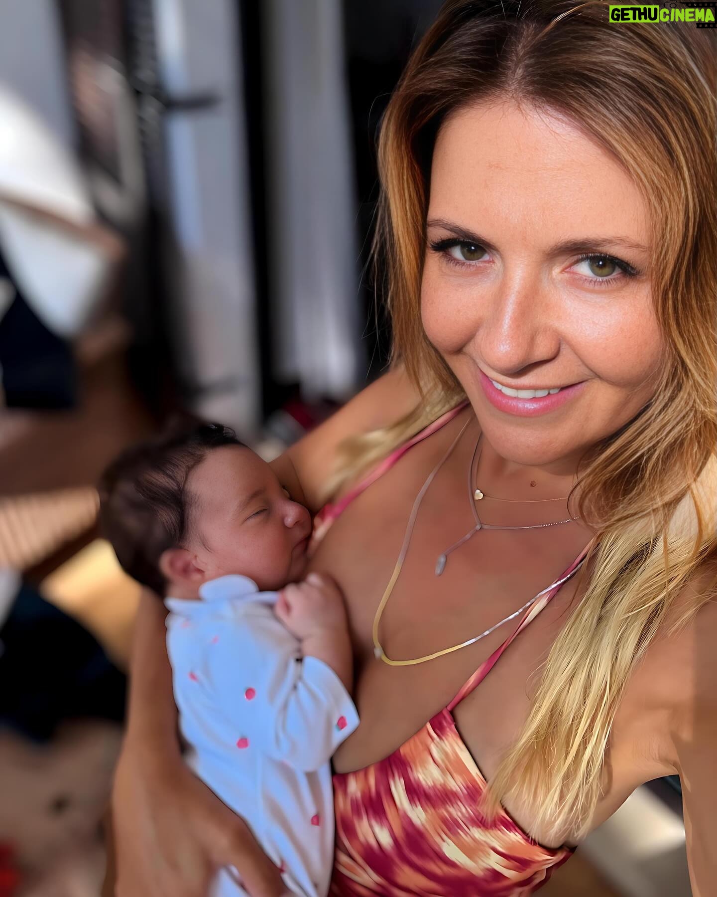 Ana Sofia Cardoso - 6.8K Likes - Minha moranga deliciosa 🍓🍓🍓🍓
#babylove #lovetolove #livetolove #babygirl #mybabygirl #sweetbaby
