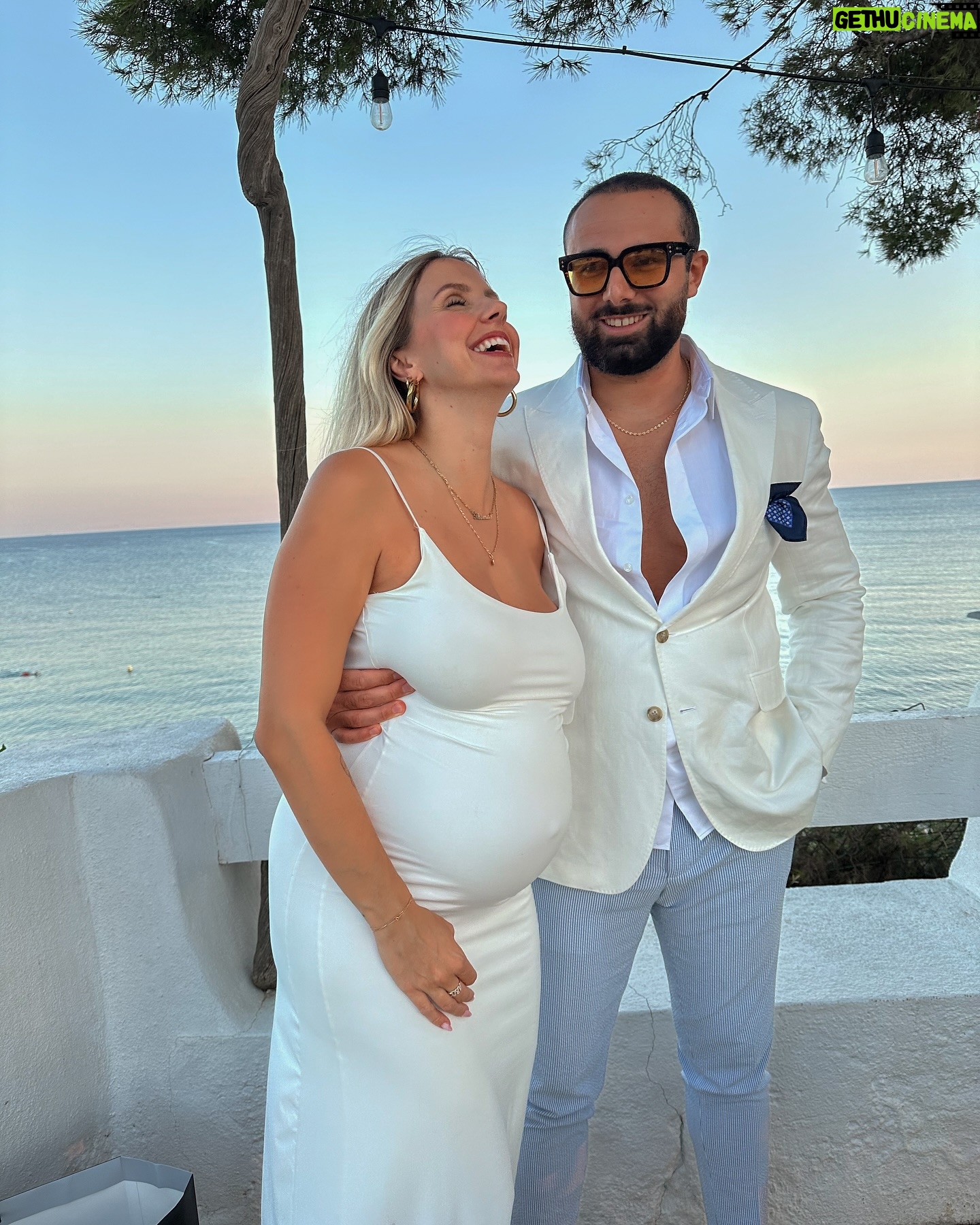 Anaïs Quadratus - 44.2K Likes - Le bonheur de ces derniers moments à 2 avant une explosion d’amour 🥹🤍
#love #couple #couplegoals