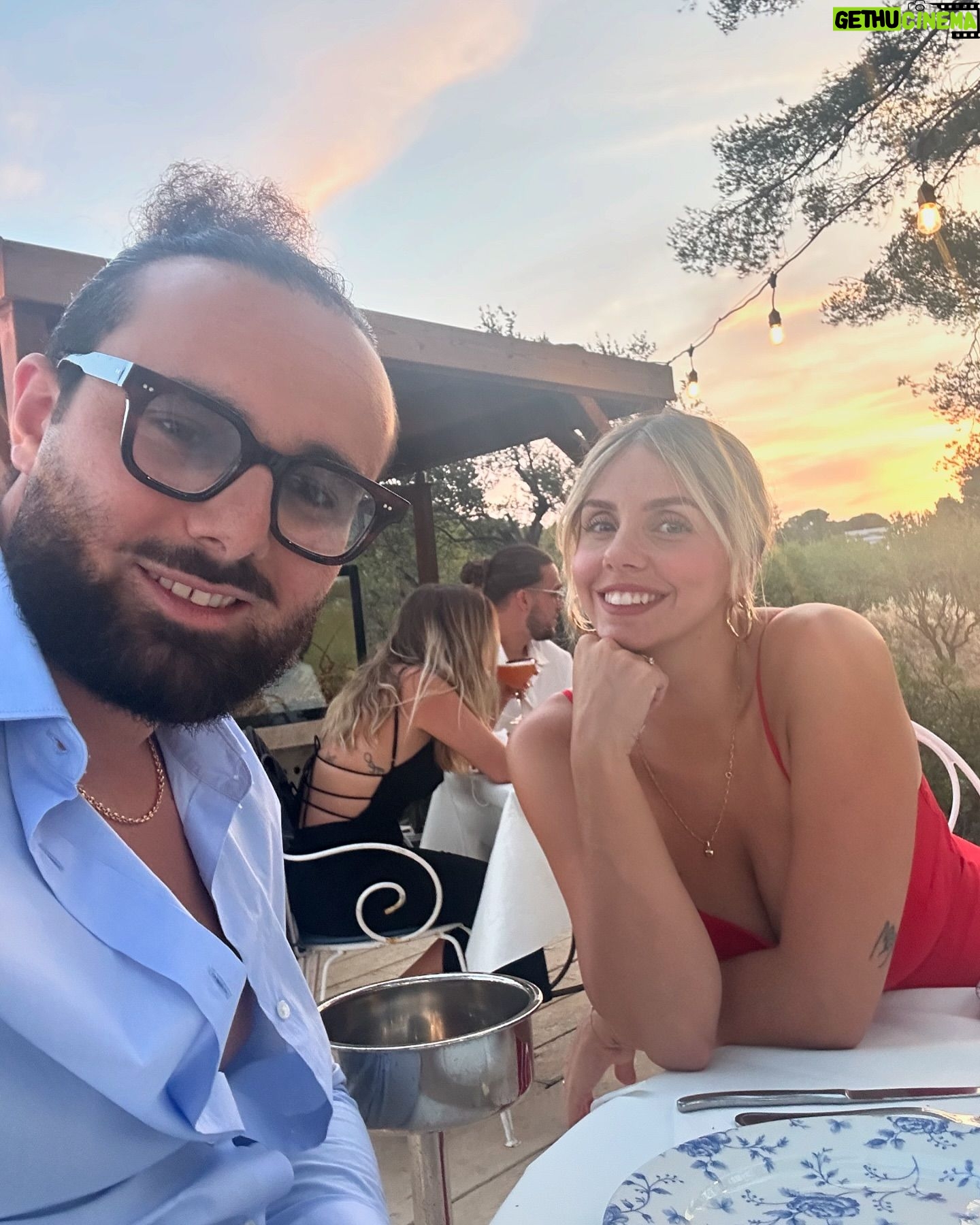 Anaïs Quadratus - 34.6K Likes - Profiter de nos derniers moments à 2 avant l’arrivée de notre Gnocchi ❤️
Vous étiez stressés vous à l’arrivée de bébé ? Et votre mari se sentait comment ? Ici il y a juste de l’impatience 🙈
#couple #couplegoals #pregnant