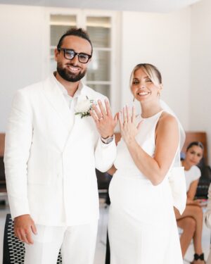 Anaïs Quadratus Instagram - Signer pour la vie 💍
Je me dis que c’est des photos que l’on gardera pour toujours, et que l’on montrera à Bébé Gnocchi, je trouve ça incroyable 🥹

📸 : @gaia.picture 
#wedding #mariage #mariagecivil #mariage2024