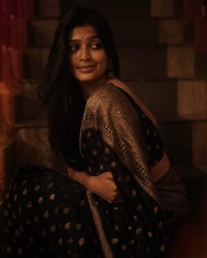Ananthika Sanilkumar Instagram - glistening ✨

@rohitnagsai 📸