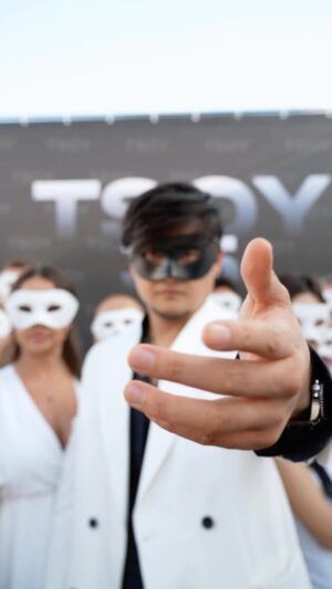 Anatoliy Tsoi Instagram - 😎