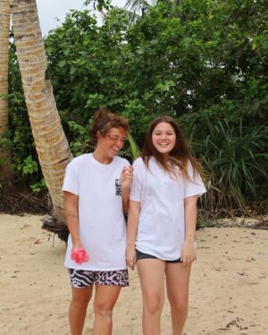 Andi Eigenmann Instagram - My favorite moments with my firstborn are whenever we laugh together.. I love seeing her laugh. Even if it's at me and not with me.😆 

Was able to convince her to take some cute pics with mama again, for the love of @happyislanders.surfclub ☺️
PS Yes. She is officially taller than me already!
📷 @ms.mau___