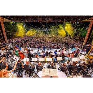 André Rieu Instagram - We’ve been getting a lot of questions about the 2025 Maastricht concerts. Tickets are NOT on sale yet. Sign up for André’s newsletter to receive a notification as soon as ticket sales start - Link in bio! ☝️👤