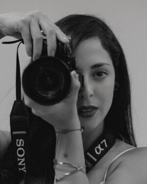Andrea Luna Instagram - Últimas vacantes para mi taller de “Actuación para la cámara” 🎬🎥 @butacafilm 
Pregunta aquí 957 362 216 📞🎬