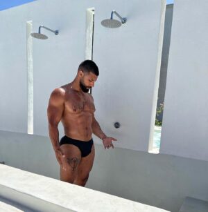 Andreev Stankov Instagram - Ciao 👋🏼 
.
.
.

#holiday #holidays #holidaystyle #summer #summervibes #summertime #summerstyle #italiansummer #puglia #swimwear #moschino #hot #bulgarian #beard #muscle #body #summerbody #pool #shower #photooftheday #goodvibes #bodygoals