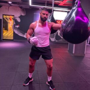 Andreev Stankov Instagram - “It’s not about how hard you can hit, it’s about how hard you can get hit and keep moving forward.” 🥊
.
.
.
#boxing #hit #hard #keep #moving #workout #workoutmotivation #workoutfit #workoutroutine #workinprogress #gym #gymlife #gymaddict #gymtime #gymlifestyle #bodybuilding #bodypositivity #body #bodypositive #bodymotivation #bodygoals #bodybuildinglifestyle #fitness #fitnessmotivation #fitnessmodel #fit #fitnessjourney #fitnessgoals #fitnesslife #bodygoals  #bulgarian