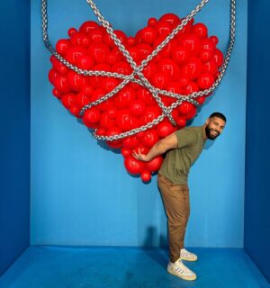 Andreev Stankov Instagram - That was so much fun 
.
.
.
#balloons #balloonsmuseum #fun #funday #bankholiday #london