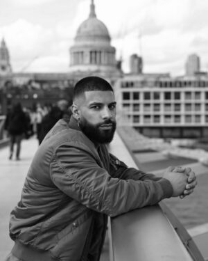 Andreev Stankov Instagram - It takes a long time for a man to look like his portrait.
Photography by @id_photography_ 
.
.
.
#phtooshoot #stpaul #london #photography #bulagrian