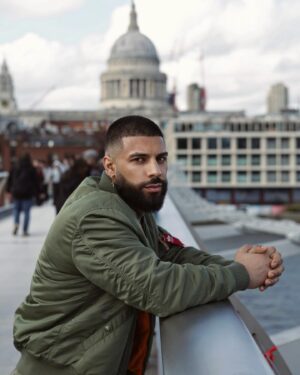 Andreev Stankov Instagram - It takes a long time for a man to look like his portrait.
Photography by @id_photography_ 
.
.
.
#phtooshoot #stpaul #london #photography #bulagrian