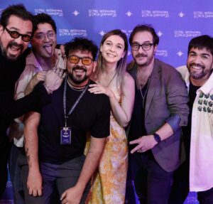 Andrés Almeida Instagram - Que belleza de Festival @ficg Fortaleciendo el espacio del cine no solo Mexicano pero Iberoamericano, tendiendo puentes y generando futuros para nuestra industria con todo el amor y la labor que eso implica. Agradezco y aplaudo enormemente haber sido parte del jurado de cortometraje Iberoamericano este año, junto a gente admirada y ahora muy querida. Gracias por los lazos, la transparencia, la dedicación y la gran pasión por el cine! Viva siempre este gran festival! @ficg