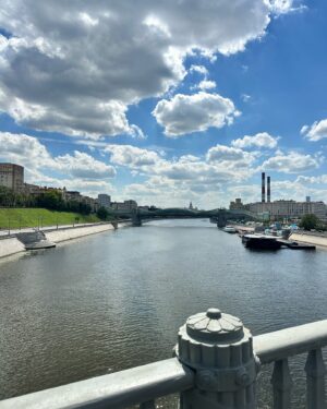 Andrés Mejía Vallejo Instagram - One week after my return from #Russia , what a great experience. Representando a #USA en una competencia de atletas. Representing USA in an athletic competition. When the universe wants something for you, you put your best foot forward. 

It was my first time in #Moscow 🇷🇺 The physical and mental challenges were real, competing against some great athletes. But it made me stronger, more focused. 

Grateful to see a new culture. Looking forward to more adventures like this 🪂

Special thanks to all the producers: @zharov.seva @kostya_obukhov @asianuzhina @artem_nuzhin @viva_la_ola