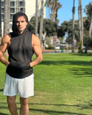 Andrés Mejía Vallejo Instagram - ☀️ Feliz domingo 🎈
