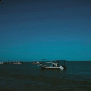 Andressa Alves Instagram - Viajar é como guardar memórias na alma. Com a @cvcviagens , esses dias em Prado, na Bahia, foram simplesmente perfeitos! Explorar as praias de Prado, como a belíssima Praia do Farol e o deslumbrante Mirante das Falésias, foi uma experiência única. Além disso, o encanto da Praia de Cumuruxatiba e a arte local da Aldeia Kai tornaram a viagem ainda mais especial. A CVC cuidou de todos os detalhes, proporcionando uma viagem confortável e sem preocupações. Sou grata por essa experiência maravilhosa e já estou ansiosa pela próxima... Para onde será que vamos com a CVC? #vaidecvc