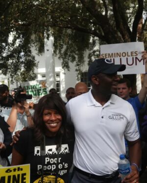 Andrew Gillum Instagram - Happy Birthday to our beloved and cohost, Andrew Gillum!! 🎂🎉

#nativelandpod #nlp #welcomehomeyall