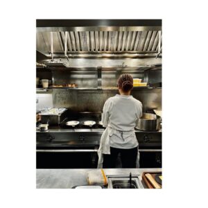 Andy Allo Instagram - Wow. So I just finished a 2 week stage at Alinea and somebody pinch me! I’ve dreamed of being a chef for so long but never allowed myself to go for it. Until now. 

Having had a peek behind the curtain I can tell you it added an even greater level of respect for the chefs that make the magic happen. So grateful and inspired. I also got to make burgers for the kitchen on my last night and they were a hit! 🥹☺️

Thank you Chef @douglasalley and Chef @grant_achatz for welcoming me in the kitchen and giving me a chance to learn and experience such a high standard of culinary art.

Y’all. RUN don’t walk to this restaurant for a once in a lifetime dining experience. Seriously. Do what you gotta do to have dinner at 3 Michelin Star Restaurant @thealineagroup in Chicago. It’ll change your life. 

And Please address me Chef from now on. Thanks. 👩🏽‍🍳

#alinea #dreamcometrue #chef #culinaryarts #culinary #magic