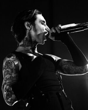 Andy Biersack Instagram - “I’m alive at last and I’m full of joy” 🩸

#bleeders 
@shawnbrandonmedia