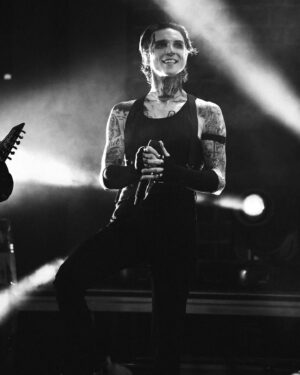 Andy Biersack Instagram - Swing it to the skies 🔪
@blackveilbrides #bleeders out now🩸

📷 @shawnbrandonmedia